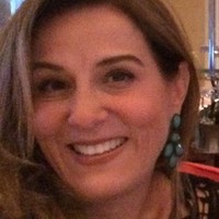 Luciana Mares guia