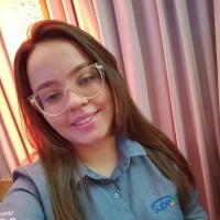 Helen Oliveira