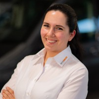 Leonie Mack