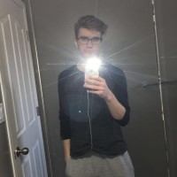 Lucas Holt