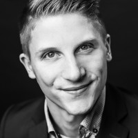 Dr. Arne Hollmann