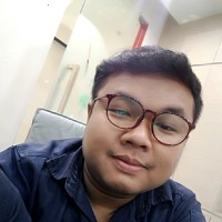 สมเกียรติ กลิ่นเอี่ยม