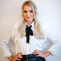 Stephanie Schubert