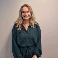 Julia van der Laan