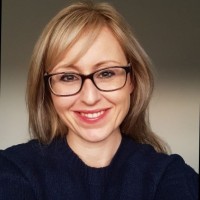 Laura L.