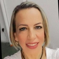 Raquel De Oliveira
