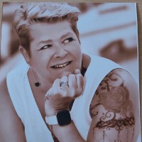 Lynn Holmes