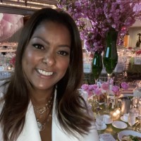 Lori Stokes