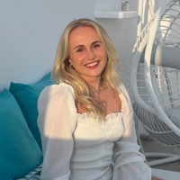 Anne Ofstad
