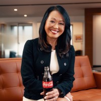 Lisa V Chang