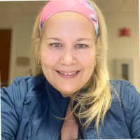Stephanie Flores