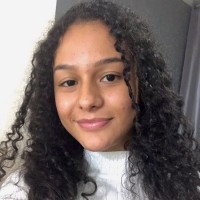 Giovana Bueno