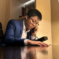 Rongui Xu