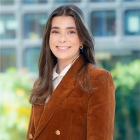 Carolina De Saro López, Cfa