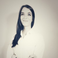 Dr. Stefanie Hering