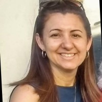 Eliana Delavechia Schneider