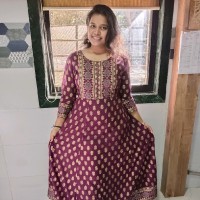 Gunita Tare