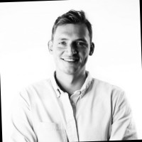 Aaron Mueller