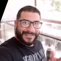 André Dos Santos Menezes