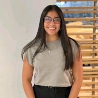 Cinthya Sofía Vásquez