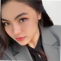 Angelie C.