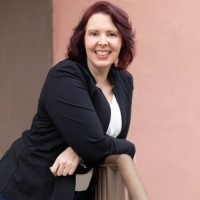 Lara Heacock, MBA, PCC