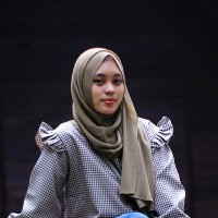 Sulistiyani .