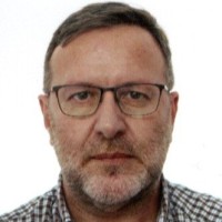 Roberto L.