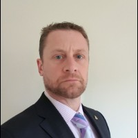 Darren H.