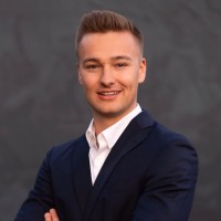 Luca R.