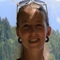 Kinga Kolozsváry