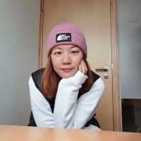 Jingyi Yan