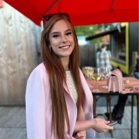 Elina Bekaert