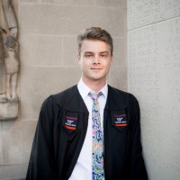 Eric Vivian, Eit