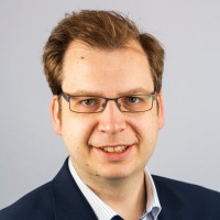 Tom Bakker