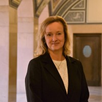 Yvonne Straach