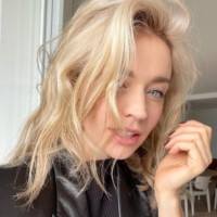 Анна Кон