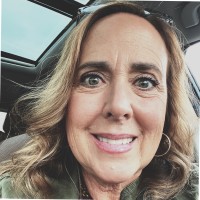 Dr. Laura Keefer