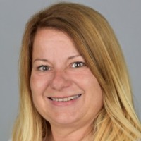 Claudia Keller