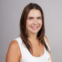 Jennifer Barker, Mba