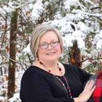 Marilyn Hall