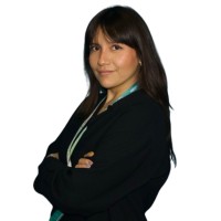Karen de la Vega
