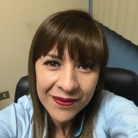 Karen Mirón