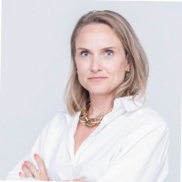 Claire Hoste
