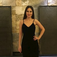 Demet Tozar