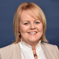 Cristy Brewster, Cham