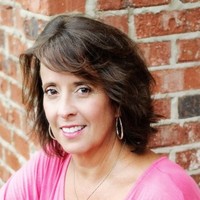 Traci Giffin