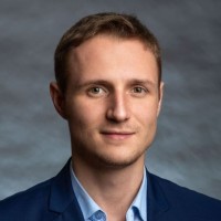 Максим Генералов