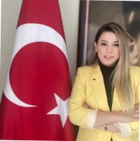 Özge Kuzukesen