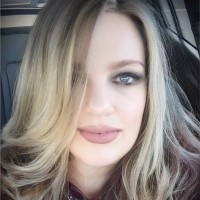 Suzanne Mura